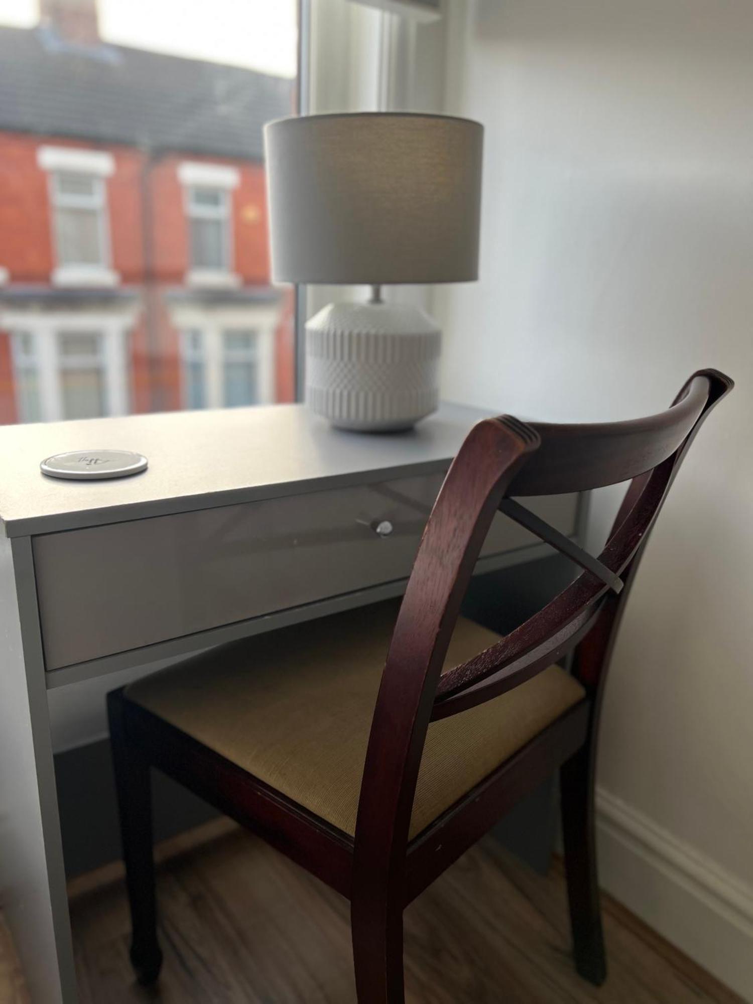2025 Award Winner Liverpool Ivy House - 4 Bedrooms Екстериор снимка