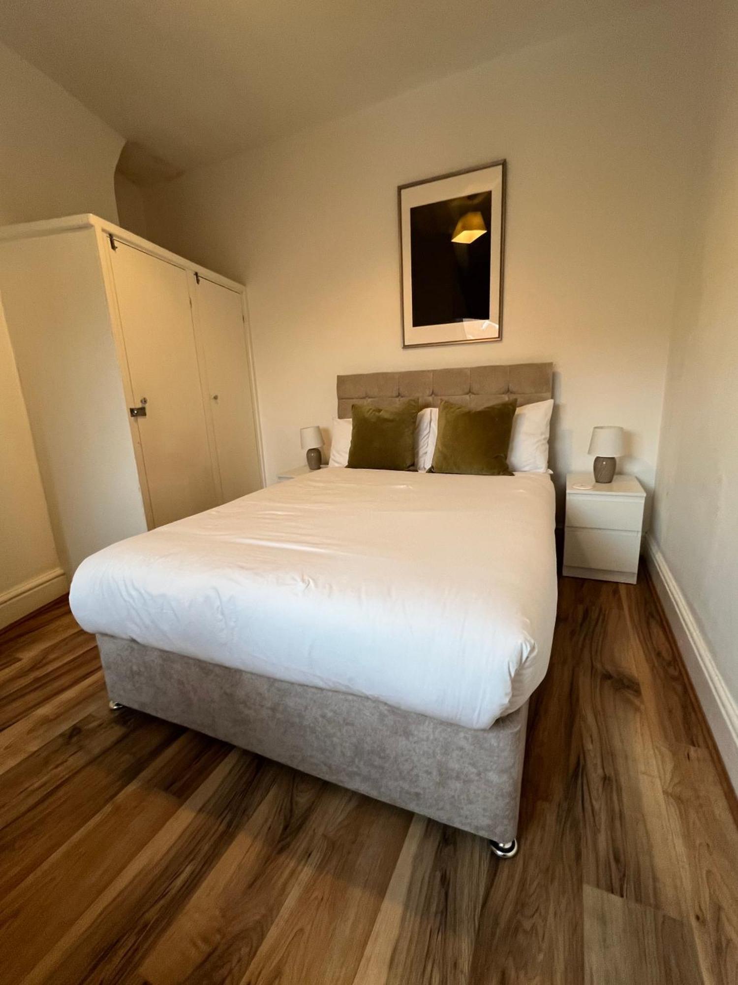 2025 Award Winner Liverpool Ivy House - 4 Bedrooms Екстериор снимка